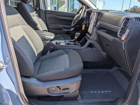 Used 2024 Ford Ranger XLT w/ FX4 Off-Road Package image 37