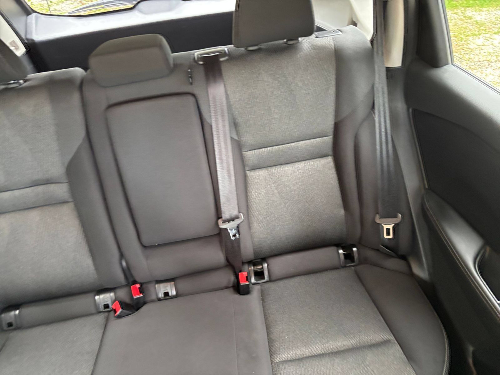 Used 2025 Nissan Rogue SV FWD image 38