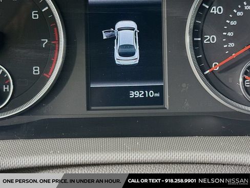 Used 2023 Kia K5 GT-Line AWD/4WD image 12