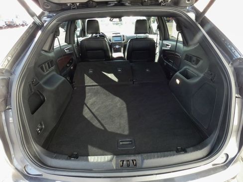 Used 2020 Ford Edge Titanium w/ Equipment Group 301A image 35