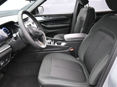 New 2026 Jeep Grand Cherokee L Laredo AWD/4WD image 10