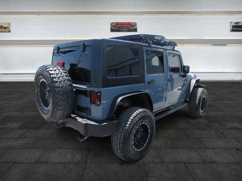 Used 2015 Jeep Wrangler Unlimited Sport w/ Connectivity Group image 8