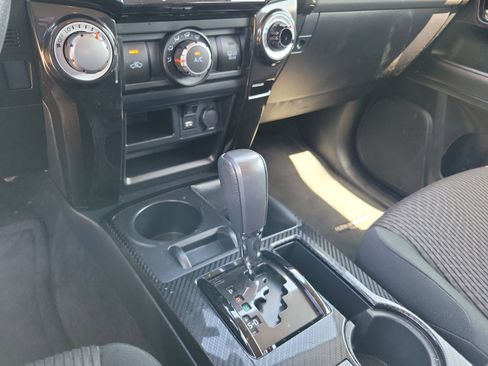 Used 2024 Toyota 4Runner TRD Off-Road image 13