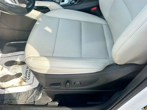 Used 2024 Kia Telluride S w/ S Sunroof Package FWD image 19