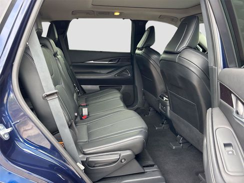Used 2023 INFINITI QX60 Sensory w/ Cargo Package FWD image 30