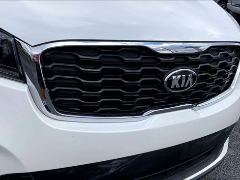 Used 2020 Kia Sorento LX V6 image 29