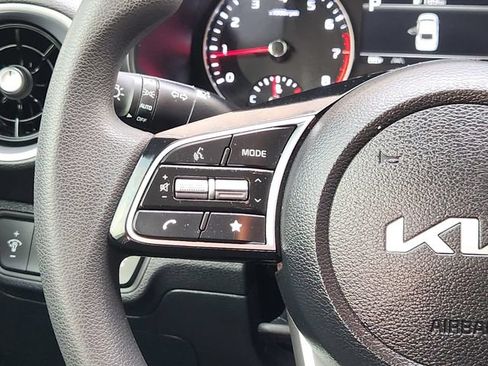 Used 2024 Kia Forte LXS w/ LXS Technology Package FWD image 27