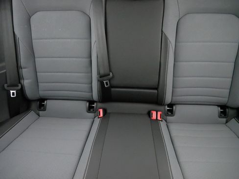 Certified 2025 Volkswagen Jetta SE image 13