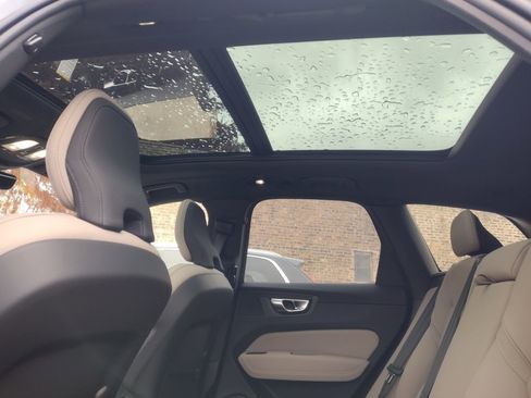 New 2026 Volvo XC60 B5 Plus w/ Climate Package image 20