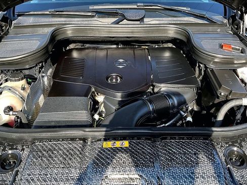Used 2025 Mercedes-Benz GLE 350 4MATIC image 13