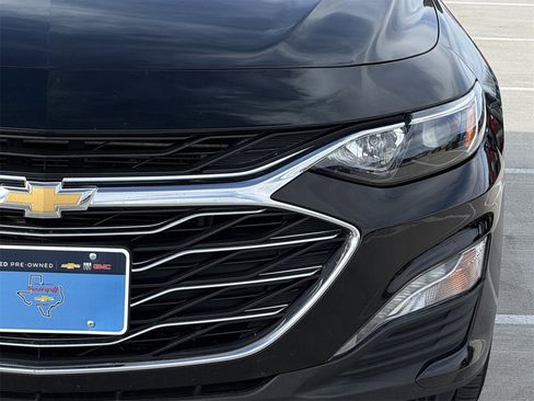 Certified 2025 Chevrolet Malibu LT image 9