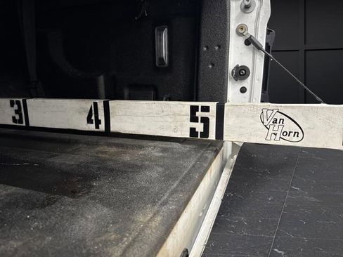 Used 2020 Jeep Gladiator Overland image 15