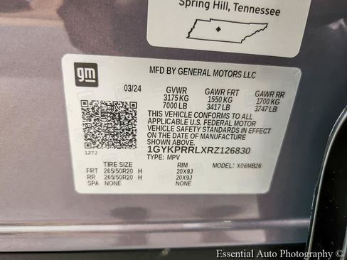 Certified 2024 Cadillac Lyriq Luxury w/ LPO, Floor Liner Package AWD/4WD image 28