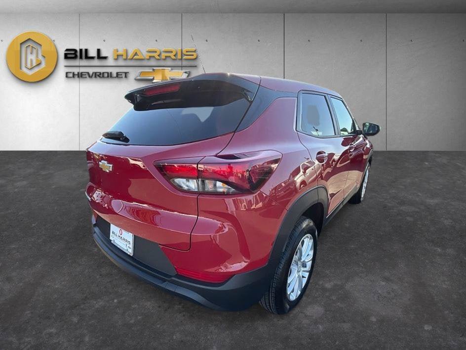 New 2026 Chevrolet TrailBlazer LS w/ LS Convenience Package FWD image 2