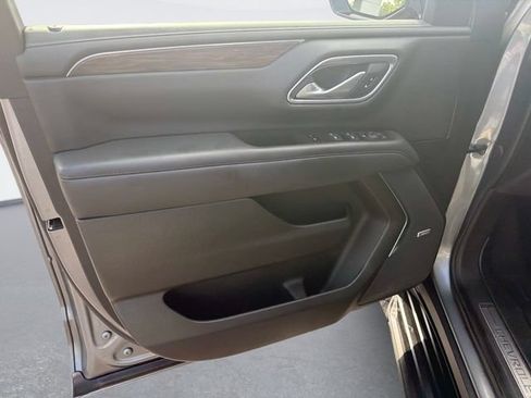 Used 2022 Chevrolet Tahoe LT RWD image 19