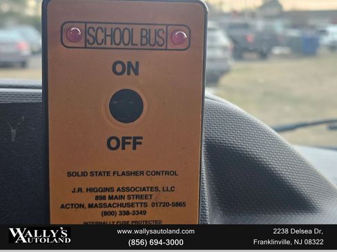 Used 2014 Ford E-250 and Econoline 250 w/ Power Group image 2