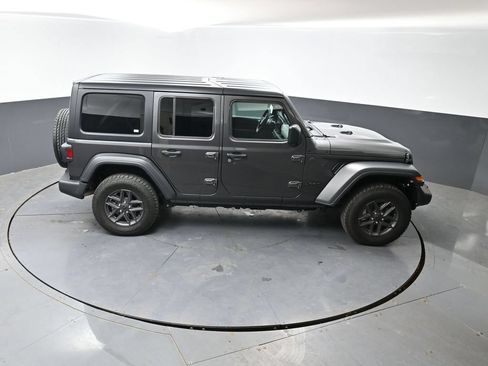 Used 2025 Jeep Wrangler Unlimited Sport AWD/4WD image 42