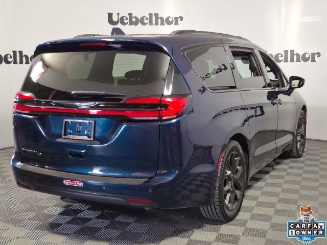 Used 2021 Chrysler Pacifica Touring w/ S Appearance Package FWD image 7