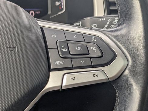 Used 2021 Volkswagen Atlas SEL image 40