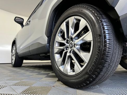 Certified 2021 Toyota RAV4 XLE Premium FWD image 28
