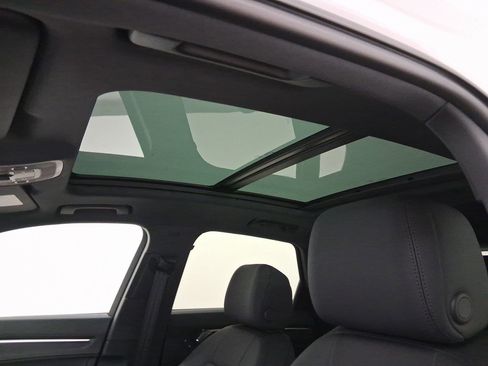 Used 2025 Audi Q3 2.0T Premium w/ Convenience Package image 14