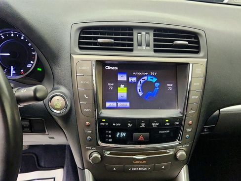 Used 2013 Lexus IS 250C w/ Luxury Pkg RWD image 19