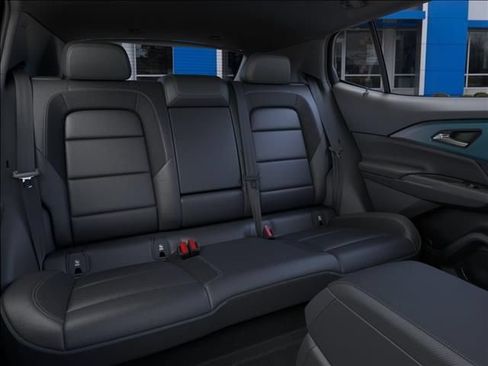 New 2026 Chevrolet Equinox EV LT FWD image 17