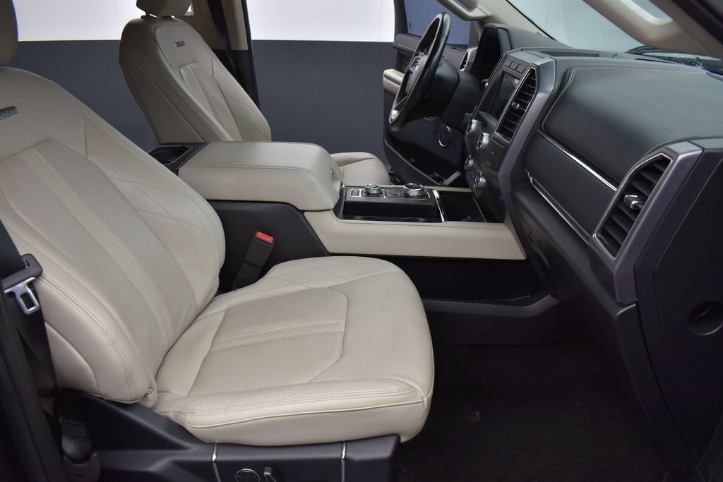 Used 2018 Ford Expedition Platinum AWD/4WD image 7