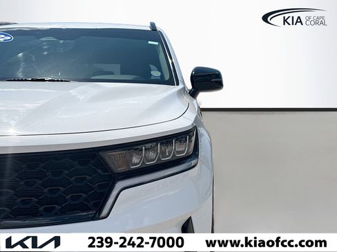 Used 2022 Kia Sorento S image 9