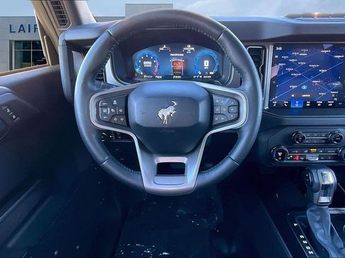 New 2025 Ford Bronco Badlands AWD/4WD image 16