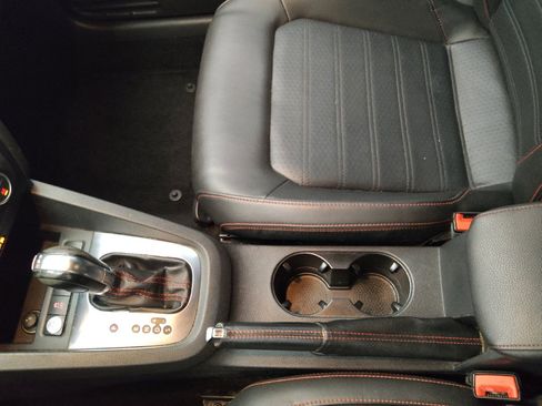 Used 2014 Volkswagen Jetta GLI Autobahn FWD image 26