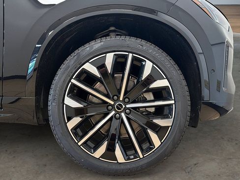 New 2026 Volvo XC90 B6 Ultra w/ Protection Package AWD/4WD image 46