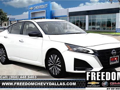 Used 2025 Nissan Altima 2.5 SV