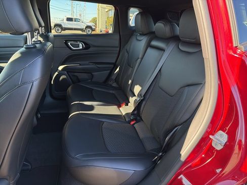 New 2026 Jeep Compass Latitude AWD/4WD image 19