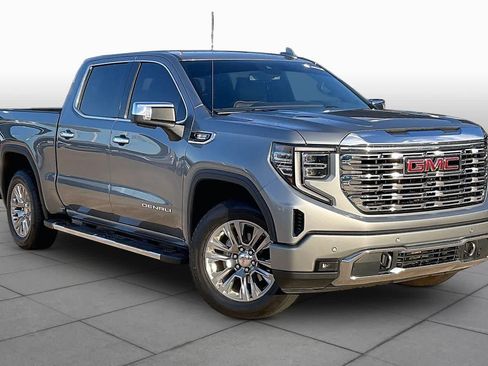 Used 2024 GMC Sierra 1500 Denali AWD/4WD image 4