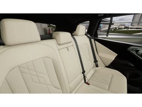 Used 2026 BMW X3 xDrive30 w/ Premium Package image 12