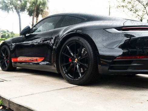 Used 2021 Porsche 911 Carrera S image 5