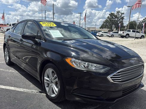 Used 2018 Ford Fusion SE FWD image 7