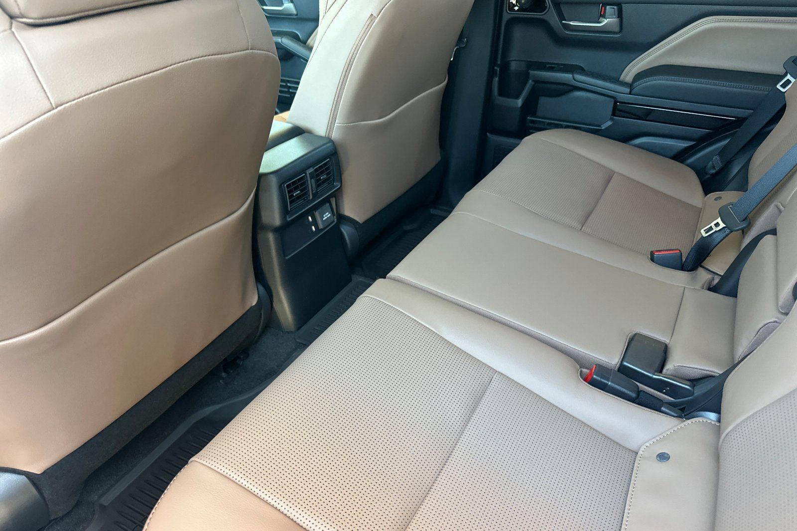 New 2026 Toyota 4Runner Limited AWD/4WD image 13