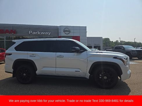 Used 2024 Toyota Sequoia Limited AWD/4WD image 8