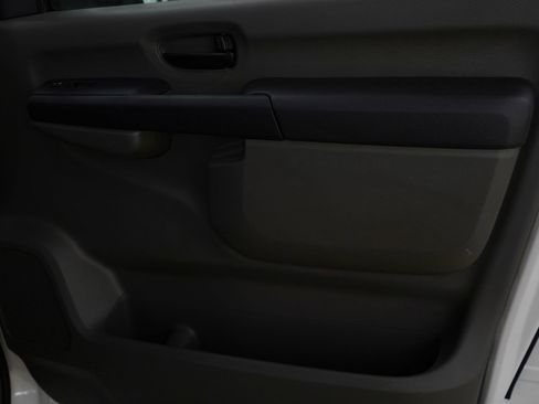 Used 2021 Nissan NV 2500 SV w/ Navigation Package image 11