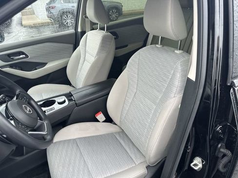 Certified 2023 Nissan Rogue SV image 11