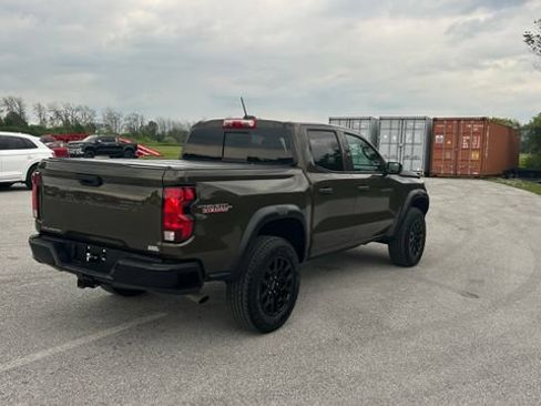 Used 2024 Chevrolet Colorado Trail Boss w/ Advanced Trailering Package AWD/4WD image 3