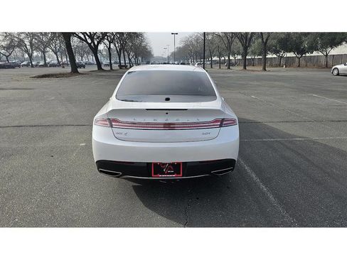 Used 2018 Lincoln MKZ Reserve image 6