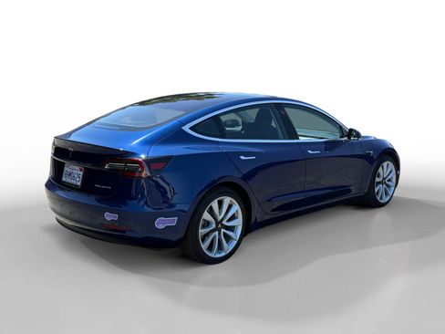 Used 2018 Tesla Model 3 Long Range AWD/4WD image 5