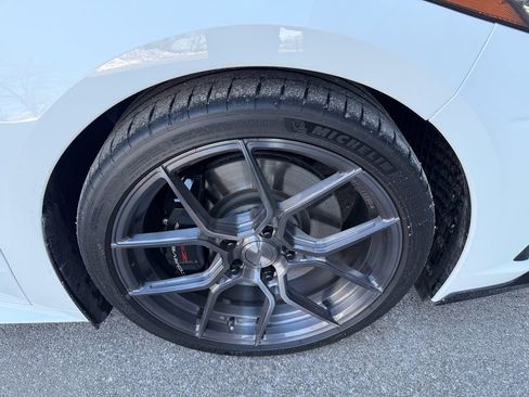 Used 2021 Chevrolet Corvette Stingray Premium Cpe w/ Z51 Performance Package image 46