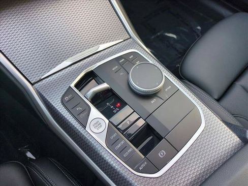 Used 2025 BMW 330i Sedan RWD image 12