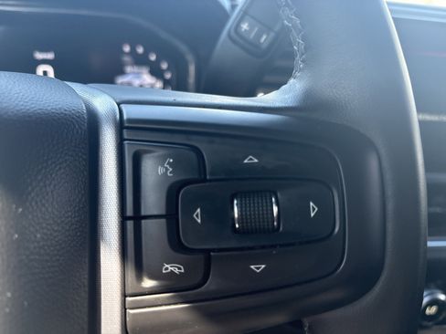 Used 2024 GMC Sierra 1500 SLE image 25