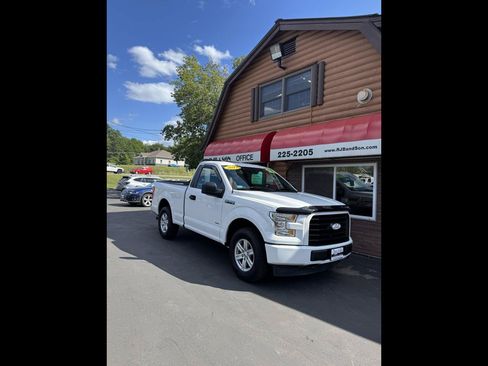 Used 2017 Ford F150 XL w/ Equipment Group 101A Mid AWD/4WD image 1