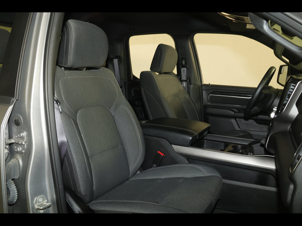 Used 2024 RAM 1500 Big Horn AWD/4WD image 30